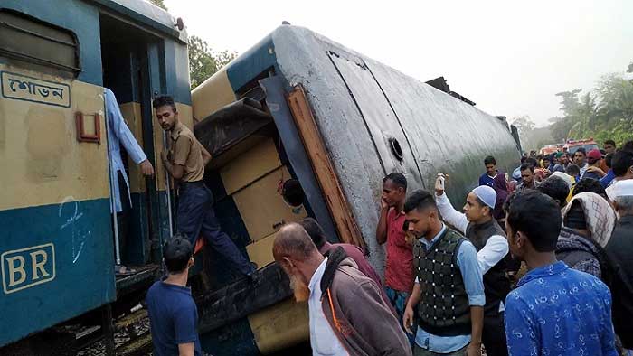 নিহতদের পরিবার পাবে ২৫ হাজার টাকা