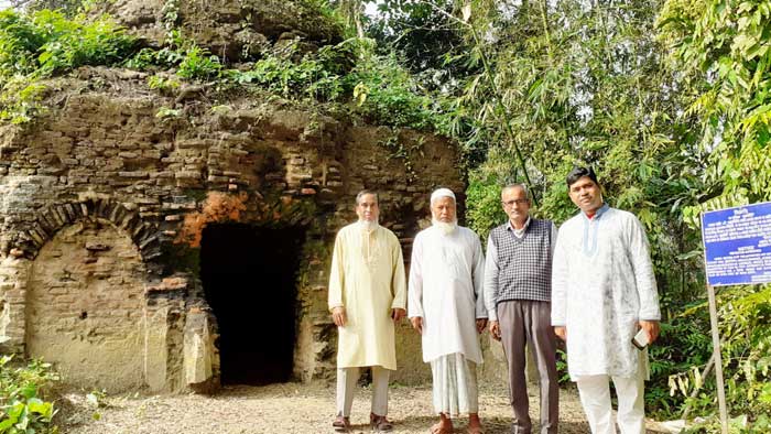 চাঁদপুর রামপুরে প্রচীনতম মসজিদের সংস্কার কাজের প্রস্তুতি