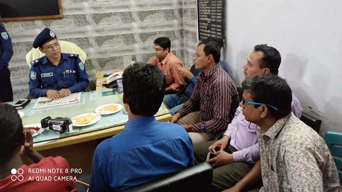 নিজ পরিবার থেকে মাদক নির্মূলের অভিযান শুরু, এসপি দিনাজপুর