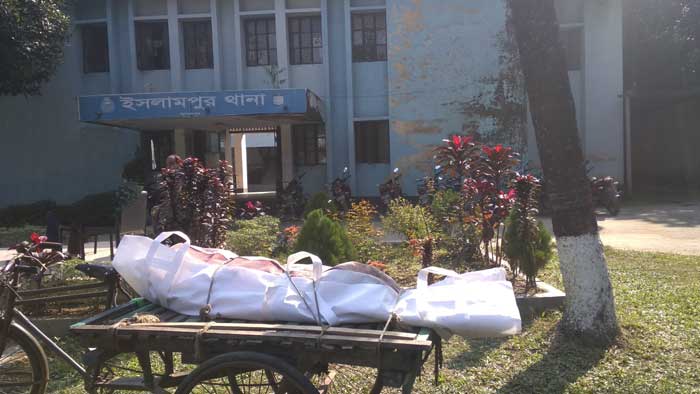 পুলিশের সাথে বন্দুকযুদ্ধে ডাকাত সর্দার নিহত
