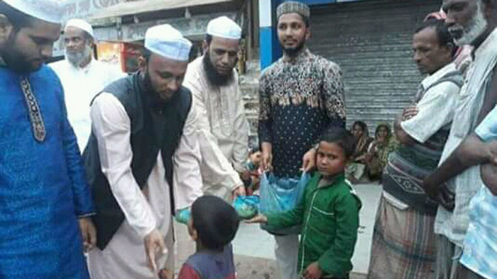 ছাতক উত্তর উপজেলা তালামীযের উদ্যোগে সুবিধা বঞ্চিতদের খাবার বিতরণ
