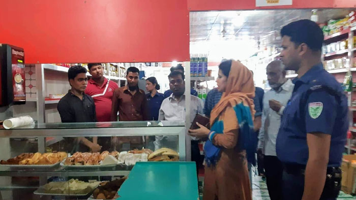 কুলাউড়ার ৩ ব্যবসা প্রতিষ্ঠানে ভ্রাম্যমাণ আদালতের অভিযানে জরিমানা
