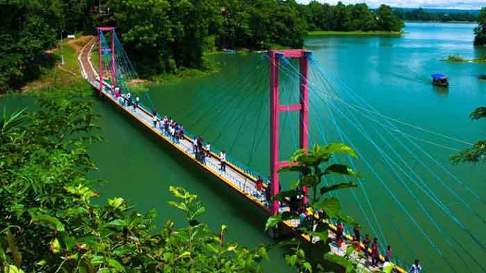 পর্যটকদের বরণে প্রস্তুত রাঙামাটি