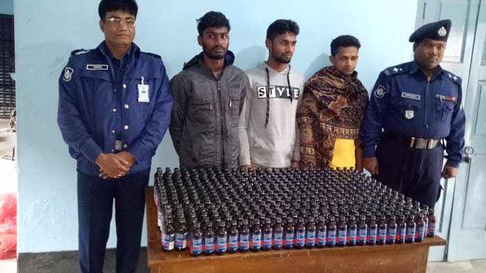 হিলিতে ফেনসিডিল ও পলাতক আসামীসহ আটক-৫