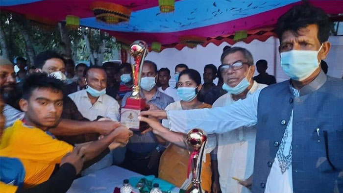 মাধবপুরে বঙ্গবন্ধু জাতীয় গোল্ডকাপের চ্যাম্পিয়ন শাহজানপুর ইউনিয়ন পরিষদ