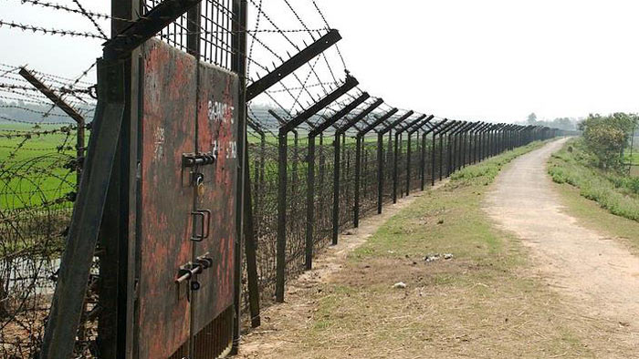 চাঁপাইনবাবগঞ্জ সীমান্তে বিএসএফের গুলিতে বাংলাদেশি কৃষক নিহত