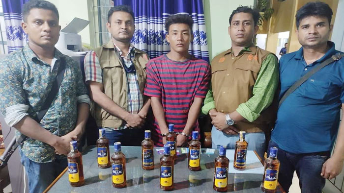 শ্রীমঙ্গলে বিদেশি মদসহ ডিবি পুলিশের জালে ১জন
