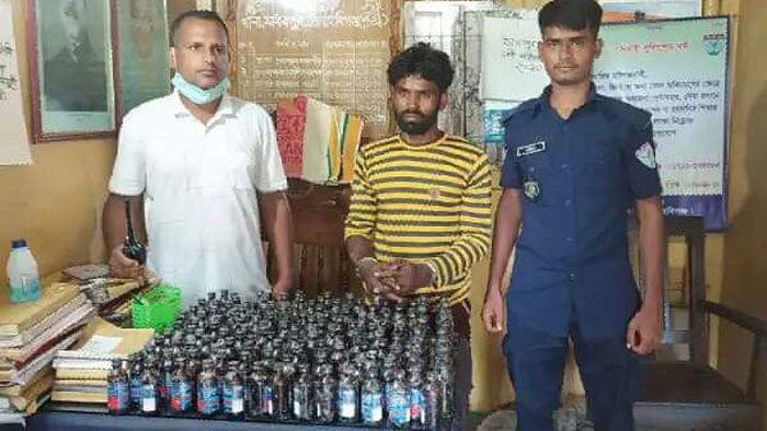 মাধবপুরের তেলিপাড়ায় বিপুল পরিমাণ ফেন্সিডিলসহ আটক ১
