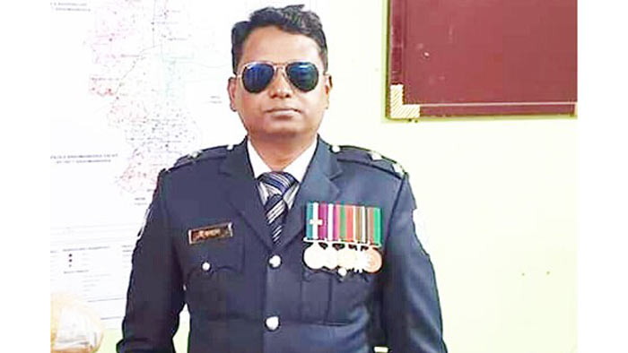 মাধবপুর থানার ওসি করোনা উপসর্গ নিয়ে হাসপাতালে ভর্তি