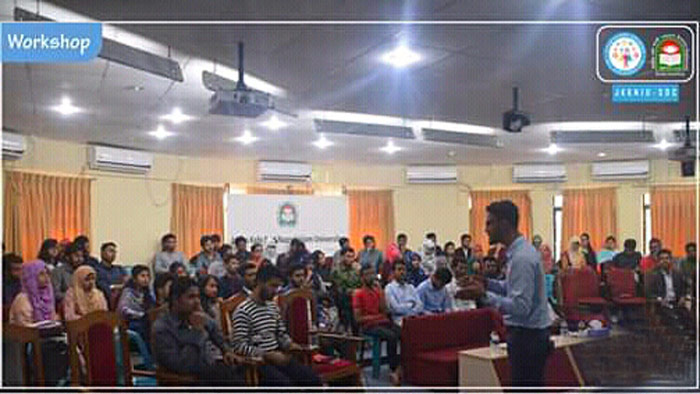 জাককানইবি&rsquo;তে `দ্যা আর্ট অব পাবলিকিং স্পিকিং` ওয়ার্কশপ অনুষ্ঠিত