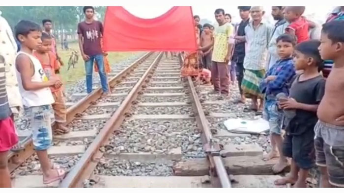 কিশোরের বুদ্ধিমত্তায় রক্ষা পেল ট্রেন
