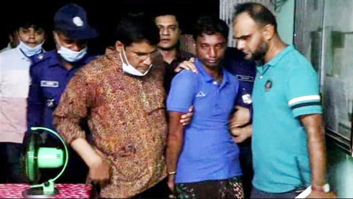 নোয়াখালীতে নারীকে বিবস্ত্র করে নির্যাতন, গ্রেফতার ১