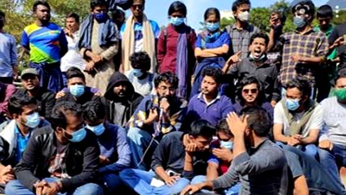 শাবিপ্রবির চলমান আন্দোলনে অর্থ দাতা ৫ শিক্ষার্থী ঢাকায় আটক