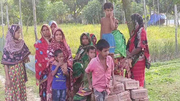 ঠাকুরগাঁওয়ে পুরুষশূন্য ৩ গ্রাম