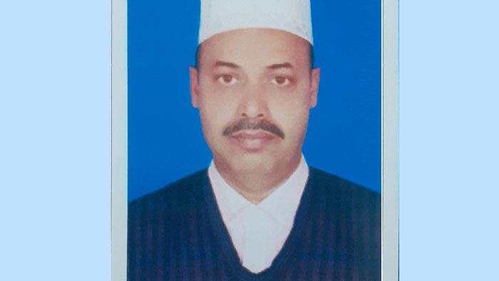 চাঁদপুর আশিকাটি ইউপি চেয়ারম্যান অসহায় দুস্থ্যদের পাশে
