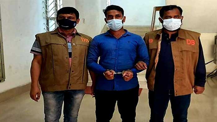 ফেসবুকে আপত্তিকর স্ট্যাটাসকারী কাশেম ব্রাহ্মণবাড়িয়ায় গ্রেপ্তার
