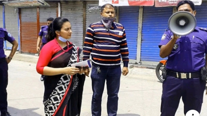 চাঁদপুর বালিয়ায় করোনা সর্তকতায় গ্রামাঞ্চলে ভ্রাম্যমাণ আদালত