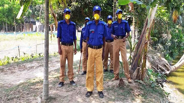 জ্বর-সর্দি-শ্বাসকষ্টে যুবকের মৃত্যু, নেত্রকোনায় ৭ বাড়ি লকডাউন