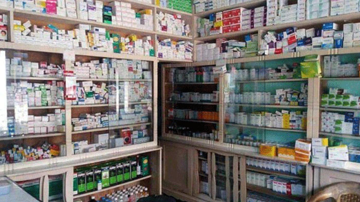 অনুমোদনহীন ফার্মেসীতে সয়লাব লালমনিরহাট