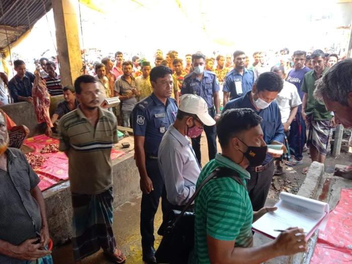 মাধবপুরে ভোক্তা অধিকারে অভিযান ও জরিমানা আদায়