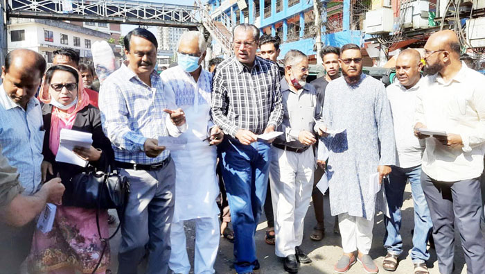 খালেদা জিয়ার মুক্তি ও বিদেশে সু-চিকিৎসার দাবিতে সিলেটে লিফলেট বিতরণ