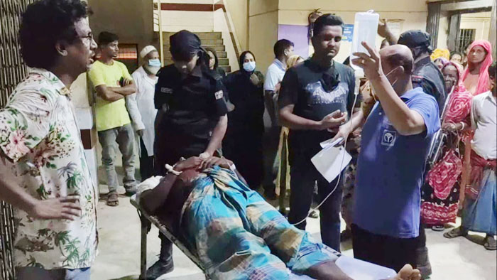 আখাউড়া সীমান্তে র&zwnj;্যাবের মাদক বিরোধী অভিযান: একজন গুলিবিদ্ধসহ আহত ৩