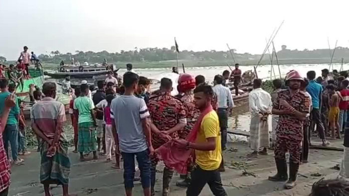 ব্রাহ্মণবাড়িয়ার তিতাস নদীতে নৌকা ডুবে দুইজনের মৃত্যু