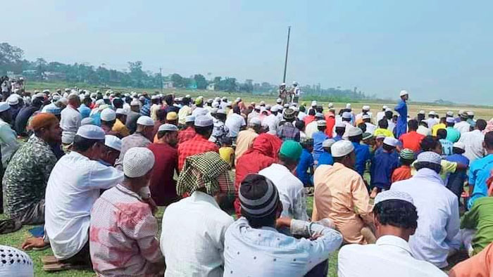 জামালগঞ্জে ফসল রক্ষায় বৃষ্টির জন্য বিশেষ দোয়া ও মোনাজাত