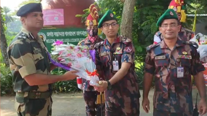 মাদক অবৈধভাবে সীমান্ত পারাপার বন্ধে পদক্ষেপ জরুরি: আখাউড়ায় বিজিবি-বিএসএফ