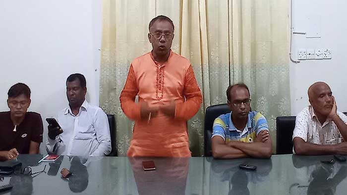 প্রয়াত সাংবাদিক হাফিজ বকুলের স্মরণে ইসলামপুর প্রেসক্লাবে আলোচনা সভা