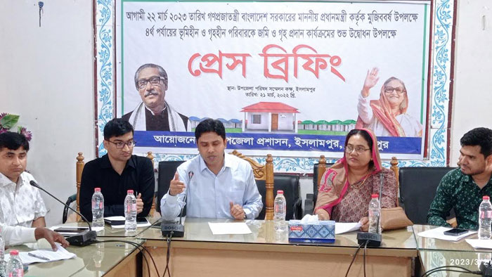 ইসলামপুরে উপজেলা প্রশাসনের প্রেস ব্রিফিং