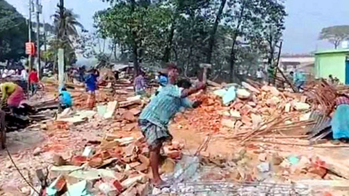অবৈদ দখল থেকে সিলেট জেলা পরিষদের জায়গা উদ্ধার