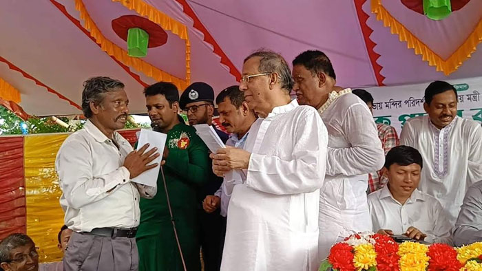 শেখ হাসিনার সরকার সাম্প্রদায়িক সম্প্রীতি বজায় রাখতে বদ্ধপরিকর: আইনমন্ত্রী