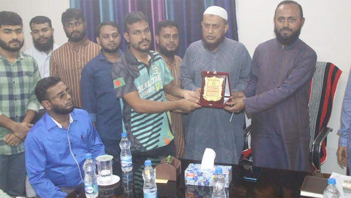 ইবি শেখ রাসেল হল প্রভোস্টের দায়িত্ব গ্রহণ