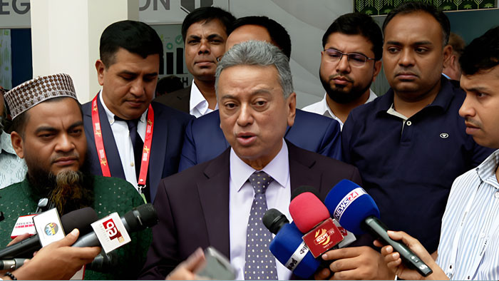 প্রস্তাবিত বাজেট আগের সরকারেরই ধারাবাহিকতা এবং গলদ রয়েছে- আমীর খসরু
