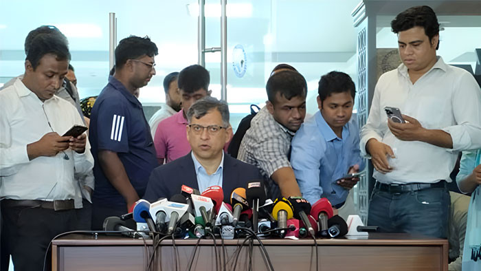 তত্ত্বাবধায়ক সরকারের অধীনে স্থানীয় সরকার নির্বাচন নয়- সালাহউদ্দিন আহমদ