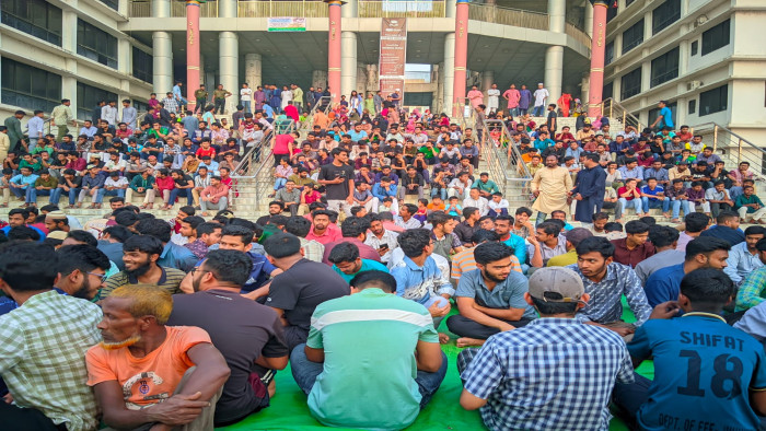 প্রায় ১৫০০ শিক্ষার্থী নিয়ে গন-ইফতার সম্পন্ন করলো নজরুল বিশ্ববিদ্যালয়ের ছাত্রদল শাখা।