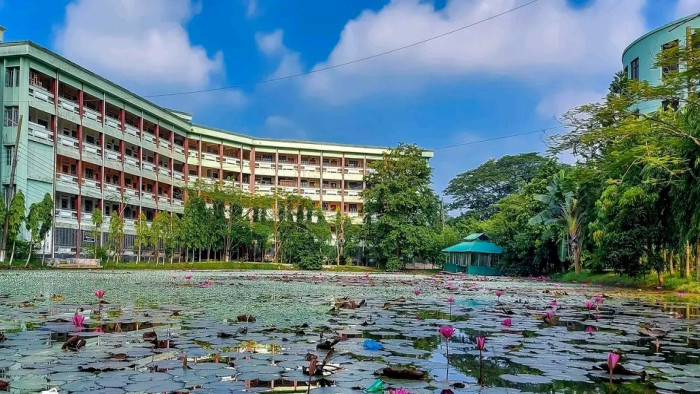 ১৬ দিনের ছুটিতে যাচ্ছে নজরুল বিশ্ববিদ্যালয়