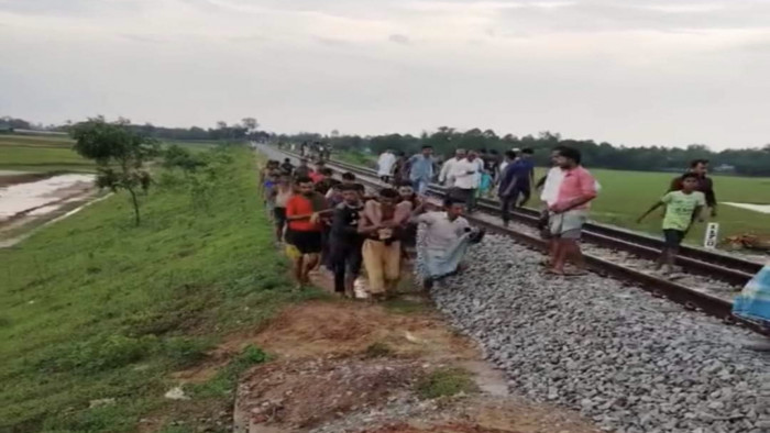কক্সবাজারে বজ্রপাতে লবণ শ্রমিকের মৃত্যু