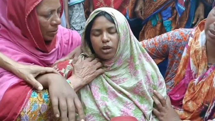 কুড়িগ্রামে আড়াই বছরের শিশু দুলালীর দ্বিখণ্ডিত মরদেহ উদ্ধার