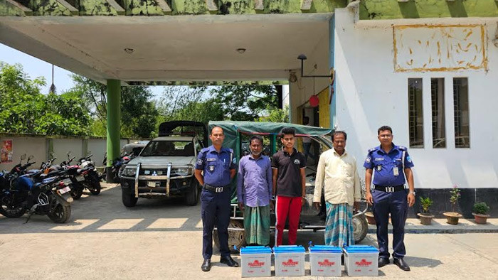 টেকনাফে চাঞ্চল্যকর মোস্তাক হত্যার রহস্য উদঘাটন