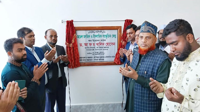 মাধবপুরে মডেল মসজিদ উদ্বোধন