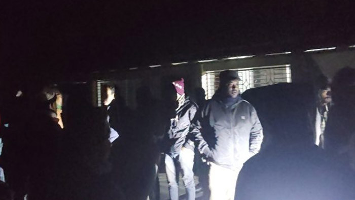 শেরপুরে চোরাকারবারি মাসুদ বাহিনীর হামলার শিকার ৪ সাংবাদিক, প্রাইভেটকার ভাংচুর