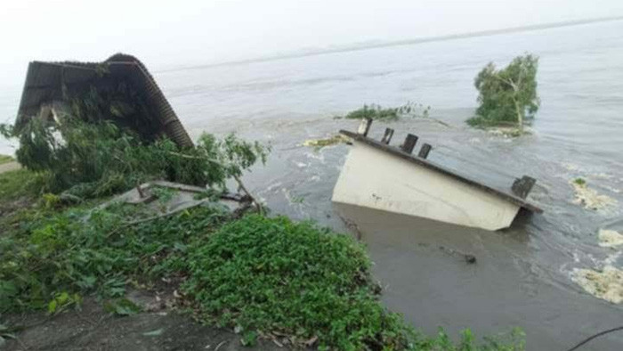 কুড়িগ্রামে ধরলার ভয়াবহ ভাঙ্গনে হুমকির মুখে সরকারি বেসরকারি প্রতিষ্ঠান