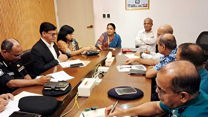 নিষিদ্ধ পলিথিন বন্ধে আর কোনও ছাড় নয়- উপদেষ্টা রিজওয়ানা