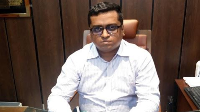 ওএসডি হলেন আলোচিত আক্কেলপুরের ইউএনও