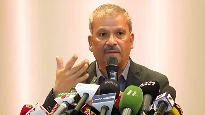 গণভোট বিষয়ে দ্রুত সিদ্ধান্ত দেবেন প্রধান উপদেষ্টা- আসিফ নজরুল