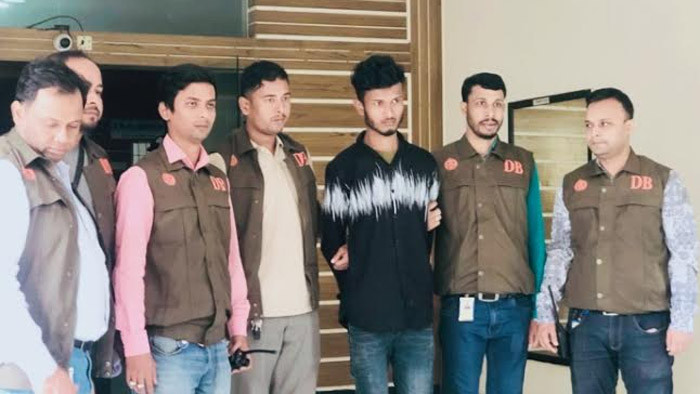 অপহৃত শিশু উদ্ধার, রোহিঙ্গা যুবক আটক
