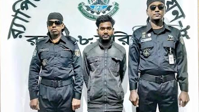 ঝালকাঠির চাঞ্চল্যকর কিশোরী গণধর্ষণ মামলার প্রধান ধর্ষণকারী গ্রেপ্তার