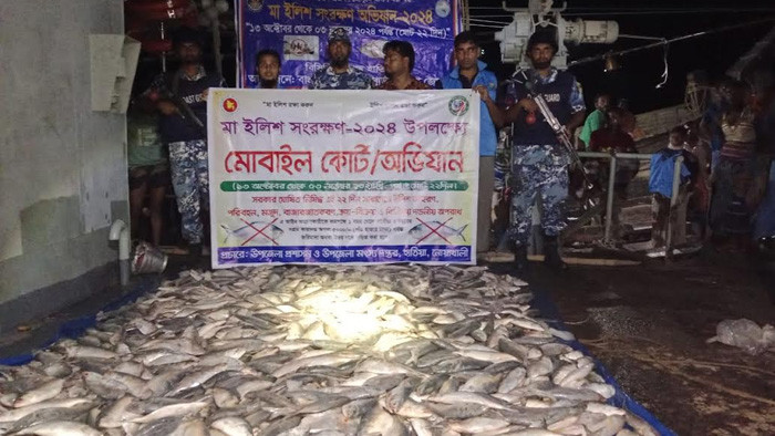 হাতিয়াতে ৩৬ জেলে আটক, এতিমখানায় গেল ১০মণ ইলিশ